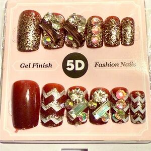 Gel Finish Press-On Nails - Red and Gold